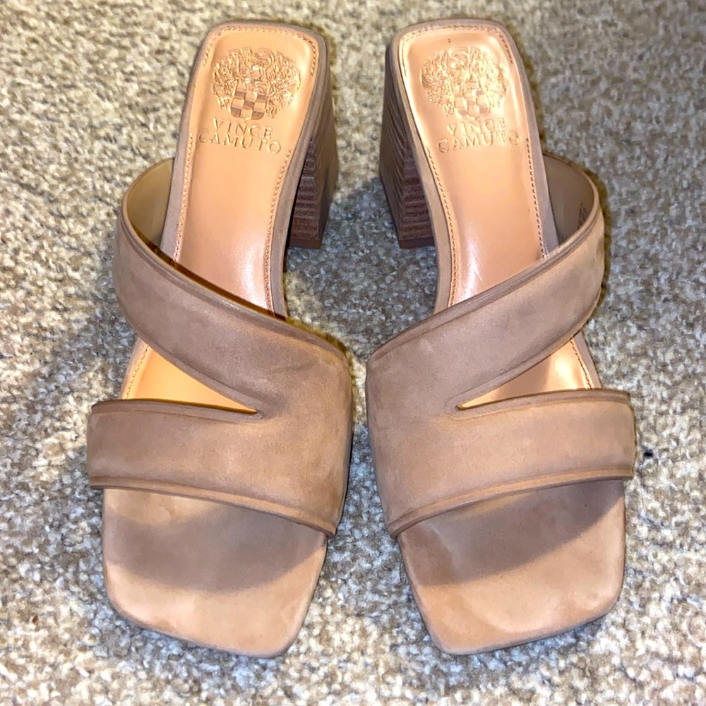 Gently Used Vince Camuto Jinani Slide On Kitten Heels